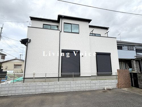 【仲介手数料０円】厚木市上落合2期　新築一戸建て　全2棟の居間・リビング|厚木市上落合2期　新築一戸建て　全2棟