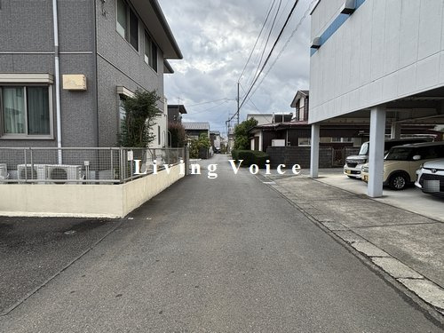 厚木市上落合2期　新築一戸建て　３号棟　全2棟の前面道路含む現地写真|厚木市上落合2期　新築一戸建て　全2棟