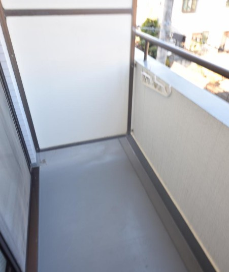 松戸市二ツ木の賃貸マンションのバルコニー