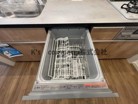 ◎茅ヶ崎市南湖4丁目　ニューイースト湘南茅ヶ崎のキッチン|時間短縮に便利な食洗器完備♪