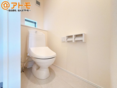【トイレ】 | 沼津市下香貫3009番　新築一戸建て　全1棟 | 清潔感のあるトイレです！