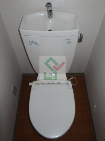 プチラークビルのトイレ