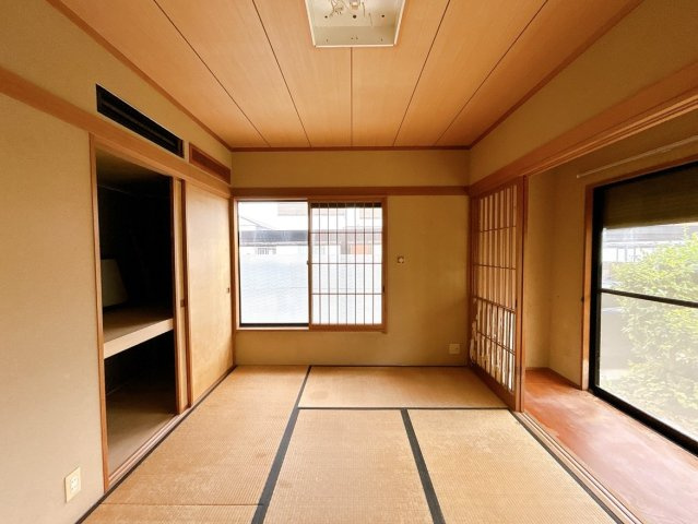 水戸市千波町　中古戸建の和室|【6月29日（月）まで期間限定現況販売】
1階和室の写真です。
