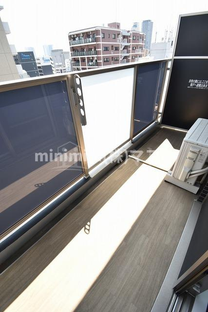 プレサンス松屋町グレースのバルコニー