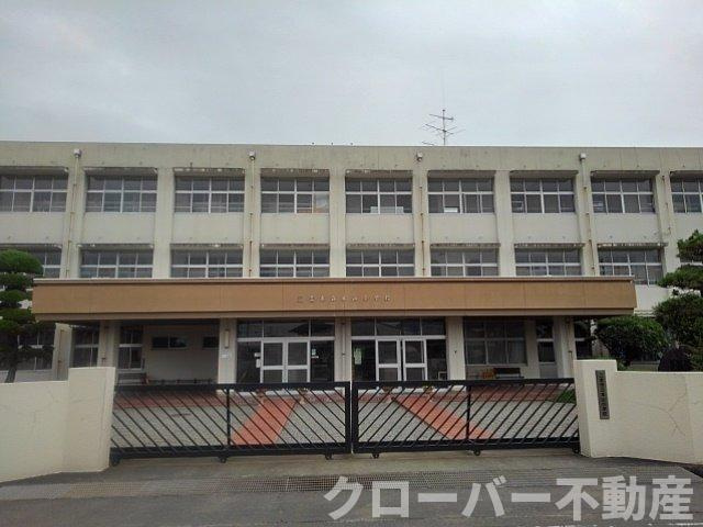 リバーサイド本山Ｇのその他|三豊市立本山小学校まで800m