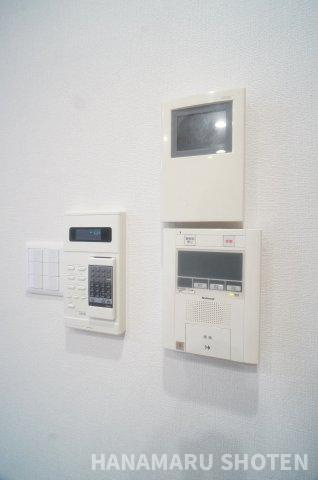 コスモハイム千葉寺の防犯設備|＊当日ご案内可＊ご希望の物件まとめてご案内！弊社が掲載していない物件でもOK♪お気軽にご相談ください ♪お電話でのお問合わせがスムーズ♪