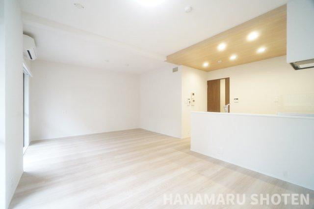 コスモハイム千葉寺の居間・リビング|＊当日ご案内可＊ご希望の物件まとめてご案内！弊社が掲載していない物件でもOK♪お気軽にご相談ください ♪お電話でのお問合わせがスムーズ♪