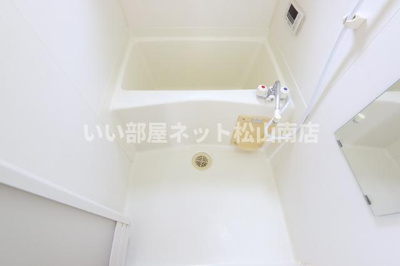 【浴室】 | エストレア北土居