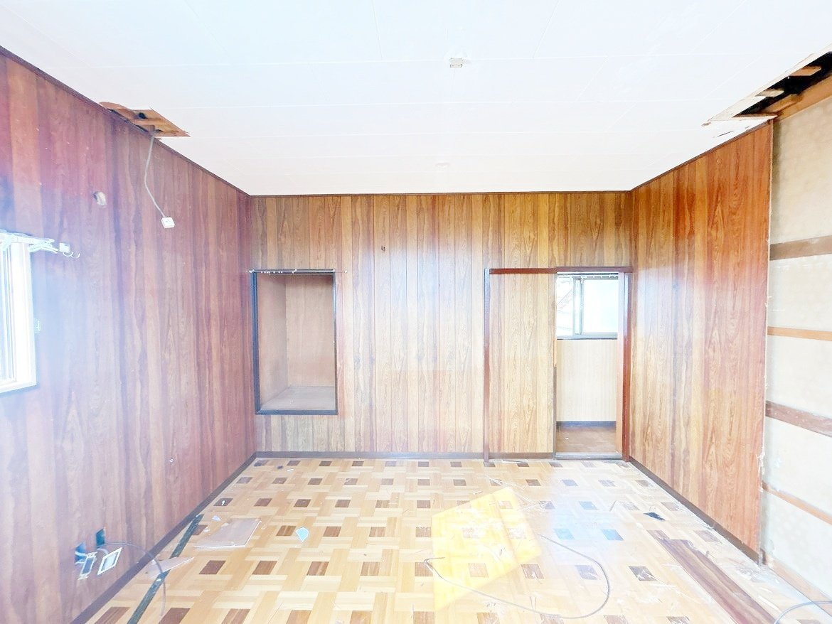 ひたちなか市東石川　中古戸建の洋室|【リフォーム中6/12撮影】