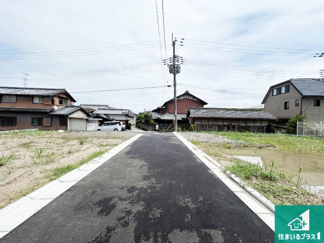 ●29(土)30(日)現地案内可能！　奈良市菅原町　ラスト1邸の前面道路含む現地写真|周辺は閑静な住宅街です。前面道路もしっかりと有りますので車の出し入れも安心ですよ！