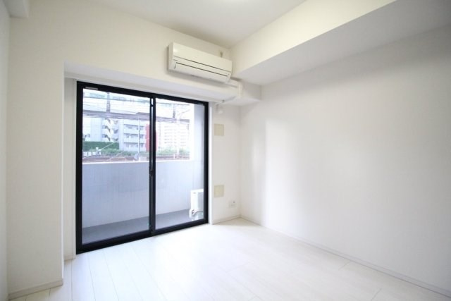 【寝室】ＰＲＥＭＩＵＭ　ＣＵＢＥ　三田