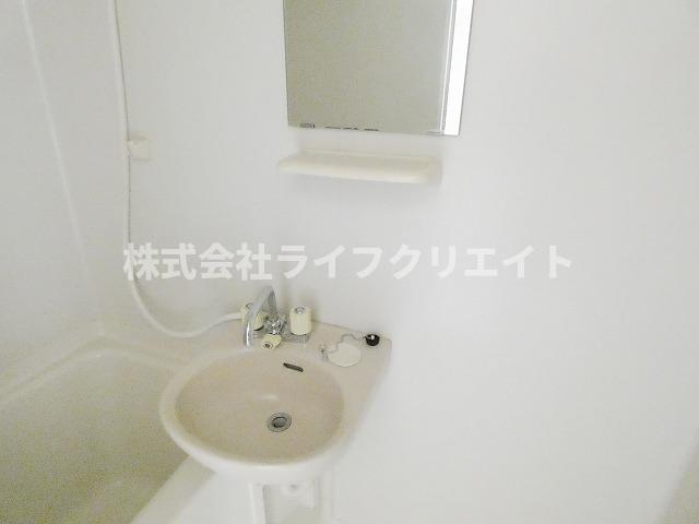 第3滝瀬ビルの洗面所
