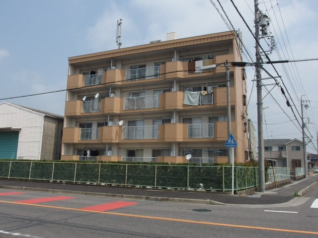 サンライズ内田の外観