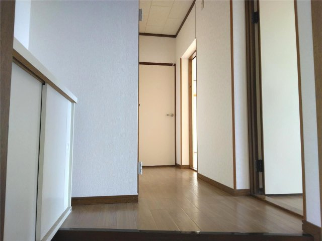 紺屋マンション＇９２の玄関