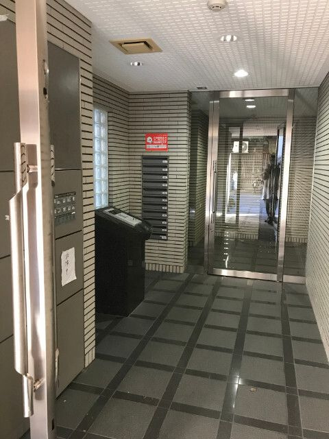 ラフィーネカワムラのエントランス