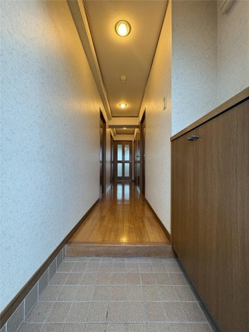 メルベーユサカイの玄関