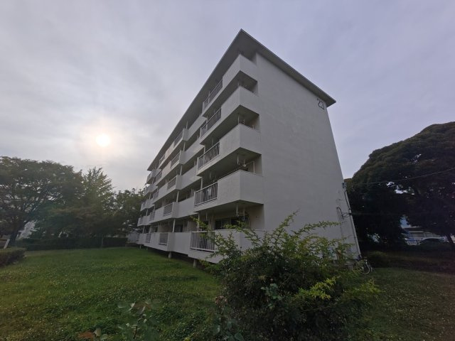 夏見台団地23号棟の外観パース