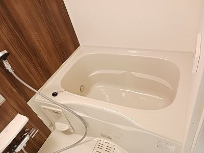 メゾンフランⅠの浴室