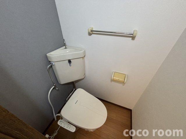 セジュール新南新屋のトイレ