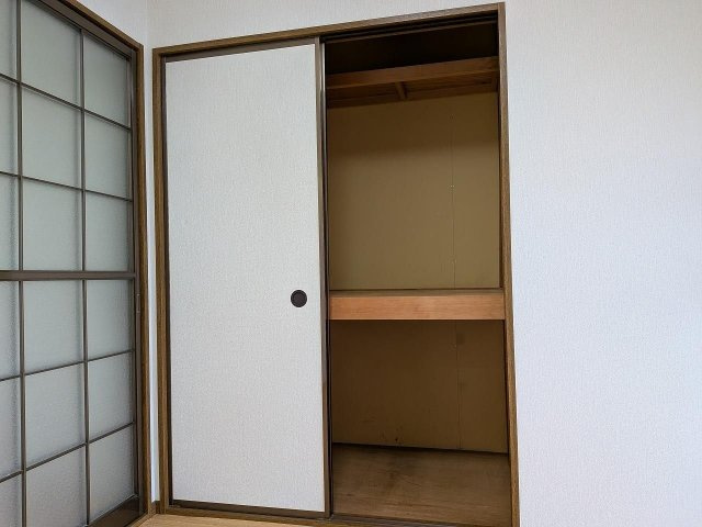 セジュール新南新屋の収納