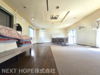 【居間・リビング】 | 能勢町下田尻平屋住宅 | 約24.4帖のリビングです♪たいへん開放的です！！室内は丁寧に使用されております♪