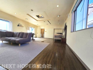 【居間・リビング】 | 能勢町下田尻平屋住宅 | 約24.4帖のリビングです♪ぜひ現地でご覧ください！！お気軽にネクストホープ不動産までお問い合わせを！！