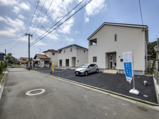 古賀市花見南３丁目の新築一戸建の前面道路含む現地写真| 