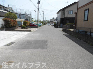【前面道路含む現地写真】 | 郡山市御前南4丁目新築一戸建て3棟 | 前面道路含む現地写真です