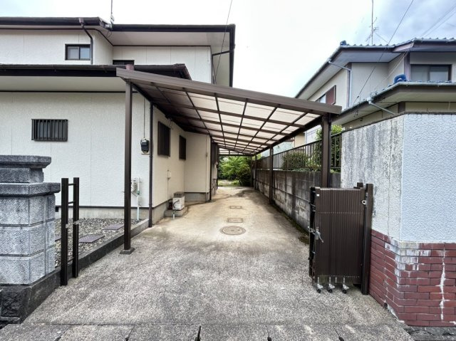 那珂市平野　中古戸建の駐車場|【6月29日（月）まで現況販売】