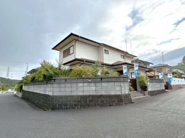 那珂市平野　中古戸建の前面道路含む現地写真|【6月29日（月）まで現況販売】