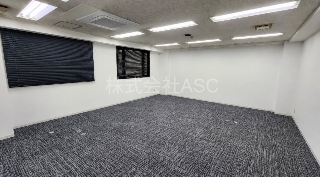 パークレーン堀江ビルの内装