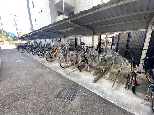 アドバンス西梅田Ⅱのその他共用部分|アドバンス西梅田Ⅱ　駐輪場