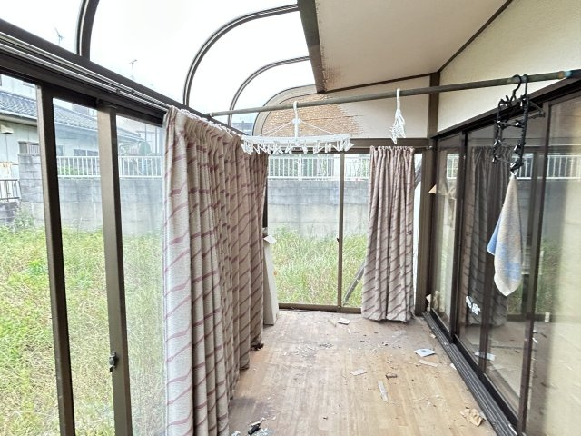 那珂市平野　中古戸建の設備|【リフォーム予定】サンルームの様子です。解体します。
