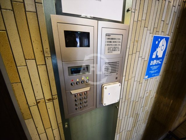 ホワイトハイツ　高津小学校区のセキュリティ|ホワイトハイツ　オートロック