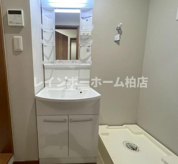 特典：仲介手数料が無料です!!の洗面所|同施工。参考写真。