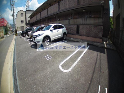 【駐車場】 | クリエ西山本