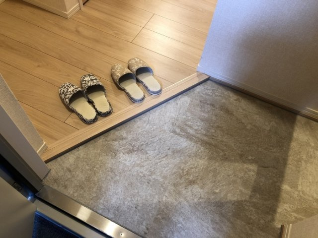 プランドールTの玄関