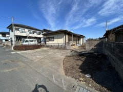 城里町増井　中古戸建の前面道路含む現地写真|【リフォーム中】