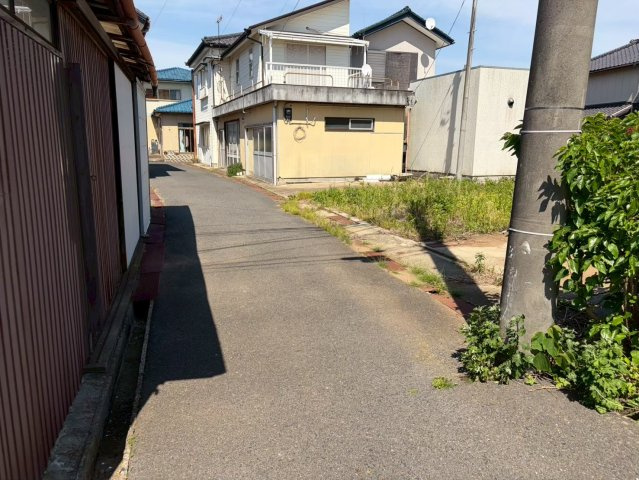 売地　ひたちなか市平磯町1507の前面道路含む現地写真