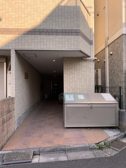 ＴＯＳＣＡＮＡ船橋のエントランス