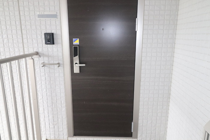シェシレーヌの玄関