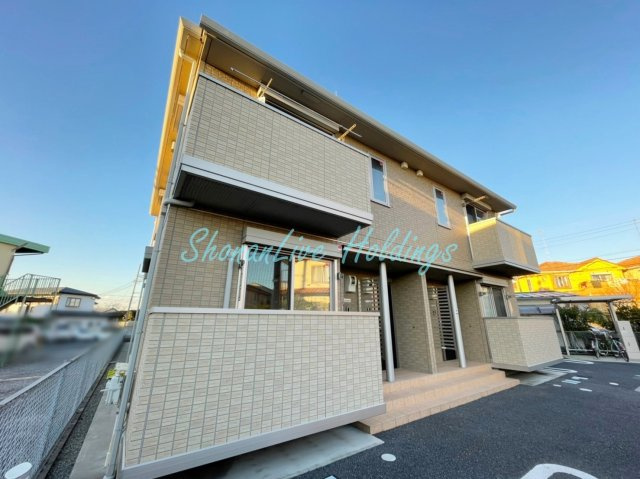藤沢市亀井野のアパートの外観