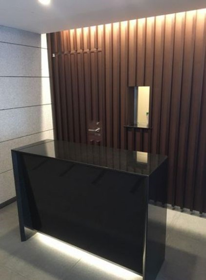 ～広々としたロビー～