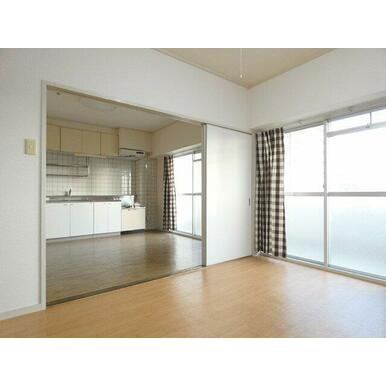 【洋室】 | エル・エスパシオ