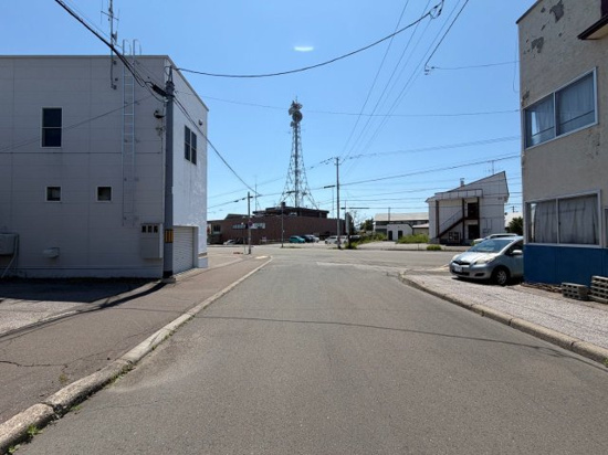 北見市北斗町３丁目１番地１１　住宅兼店舗の周辺