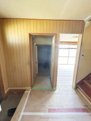 笠間市大田町　中古戸建の玄関|【リフォーム中6/21】玄関ホールです。床重張、天井・壁クロス張替ます。