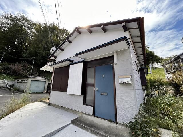 八王子市谷野町の一戸建ての外観