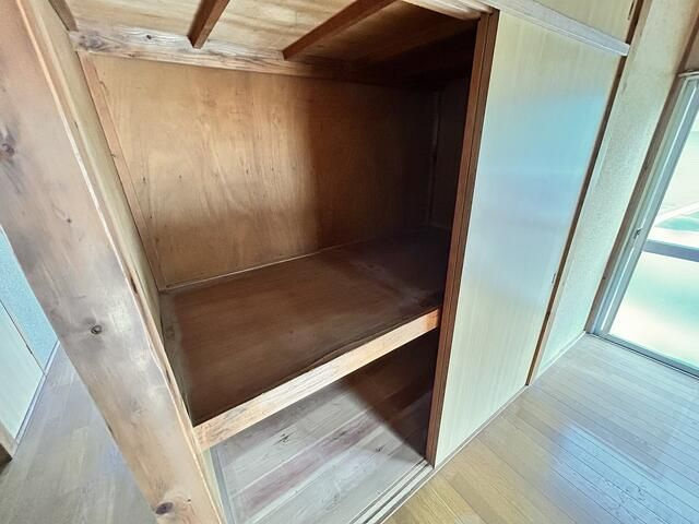 八王子市谷野町の一戸建ての収納