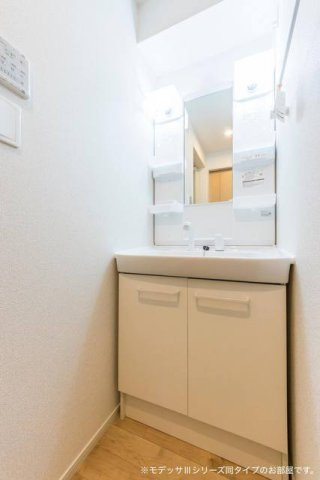 フレグランスの独立洗面台