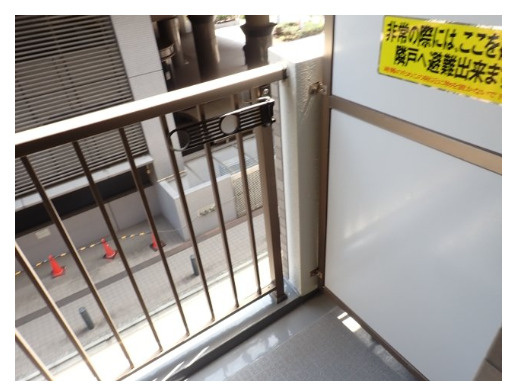 メゾンエクレーレ新宿西戸山のバルコニー